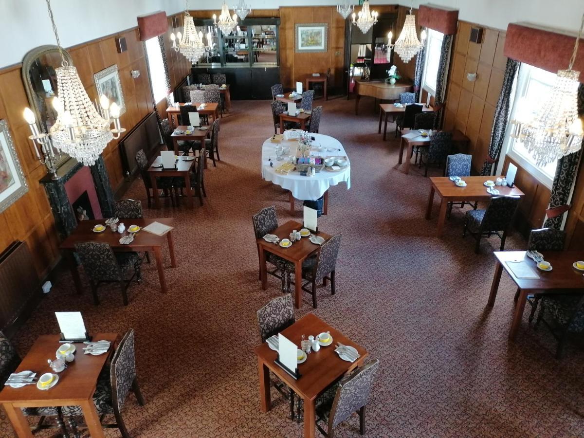 The Royal Lion Hotel Лайм-Реджис Экстерьер фото