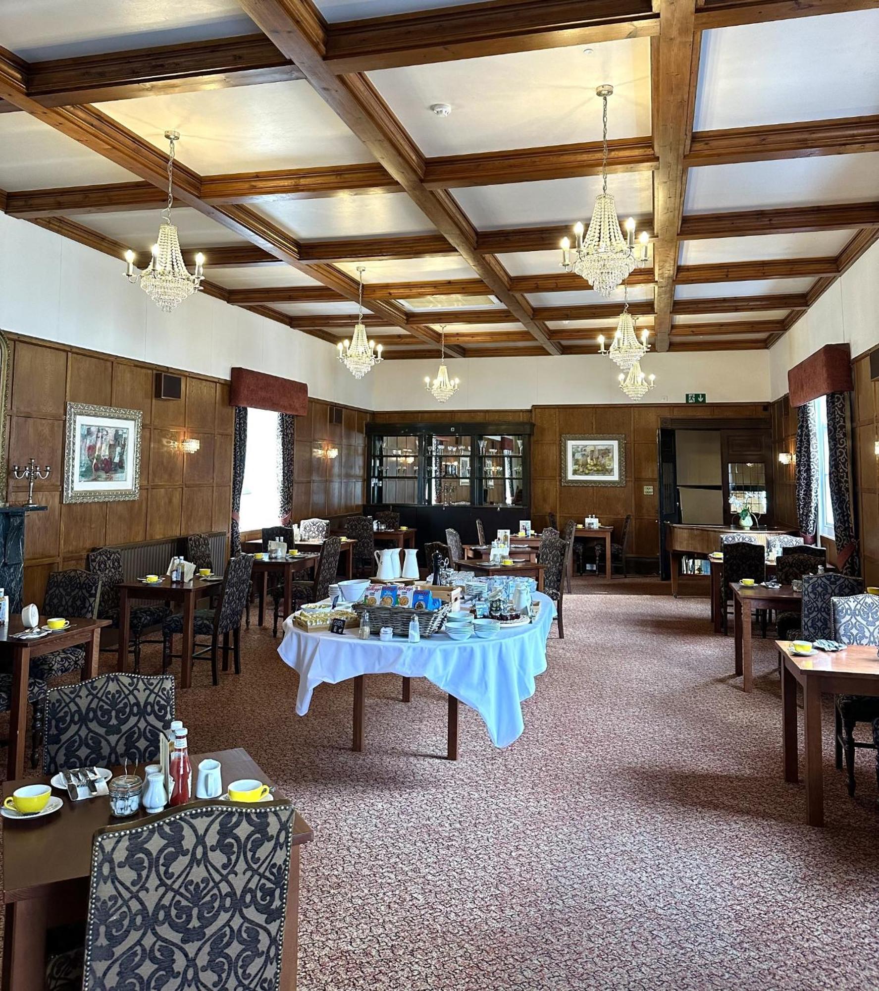 The Royal Lion Hotel Лайм-Реджис Экстерьер фото