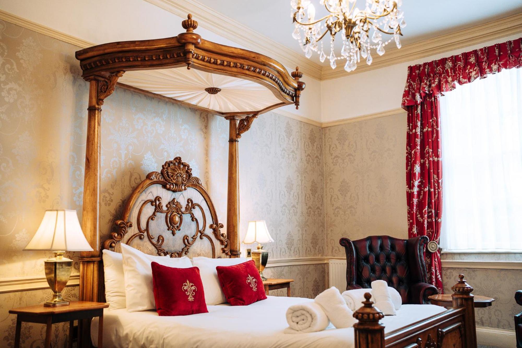The Royal Lion Hotel Лайм-Реджис Номер фото